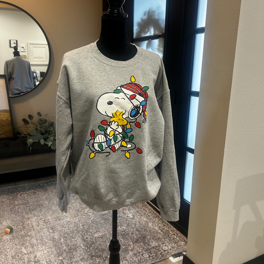 Peanuts Snoopy Christmas Lights Sweatshirt Heather Gray XL Holiday Pullover